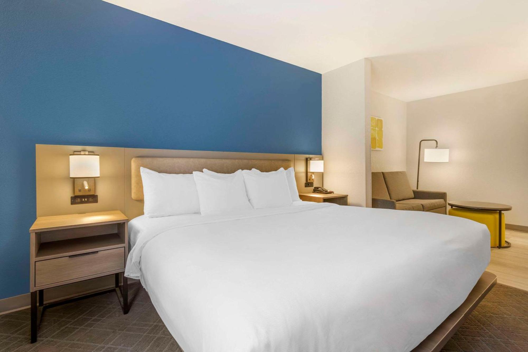Comfort Suites Columbia Northeast - Fort Jackson Exterior foto